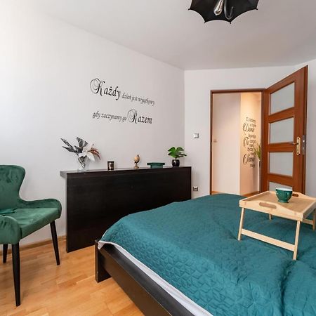 Apartament Ratuszlove - 2 Osobne Sypialnie, Z Widokiem Na Ratusz - By Spaceapart Jelenia Góra Εξωτερικό φωτογραφία