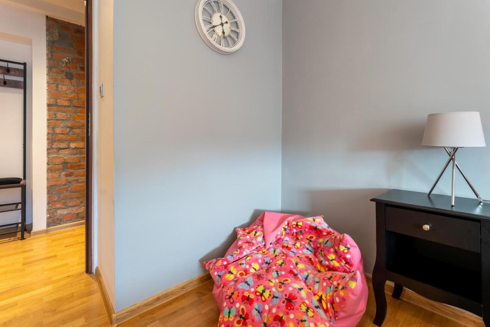 Apartament Ratuszlove - 2 Osobne Sypialnie, Z Widokiem Na Ratusz - By Spaceapart Jelenia Góra Εξωτερικό φωτογραφία